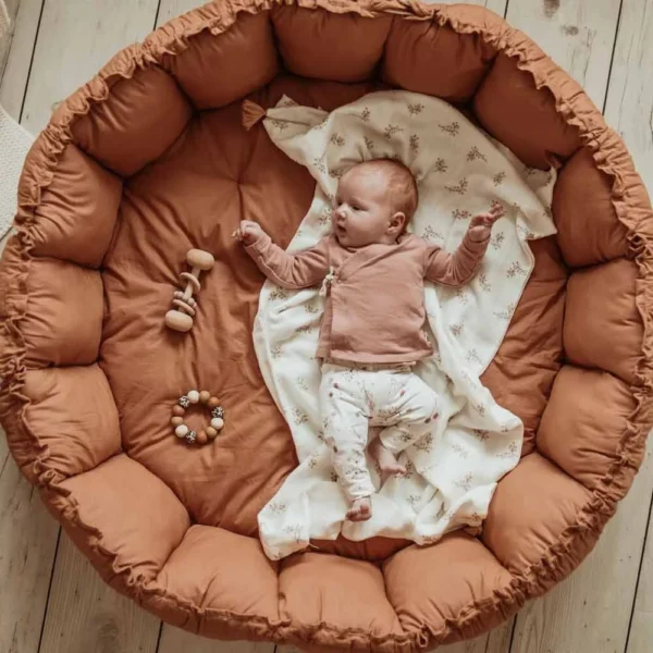 Tappetino da gioco Bloom 2 in 1 marrone Play and Go con bordi sollevabili